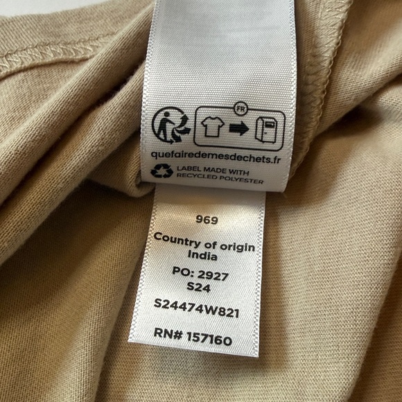 Cotopaxi graphic tee t-shirt alpaca llama women’s size small - Picture 7 of 7